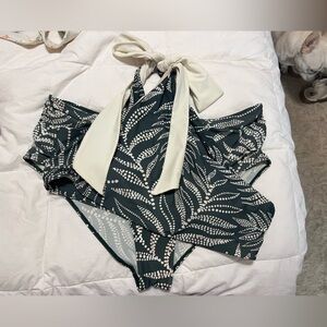 Summersalt side stroke bow top binkini